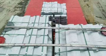 株洲 芝麻白仿形加直形路沿石出货日常