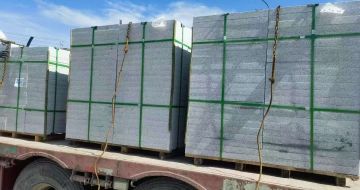 株洲 芝麻白花岗岩地铺石装车日常