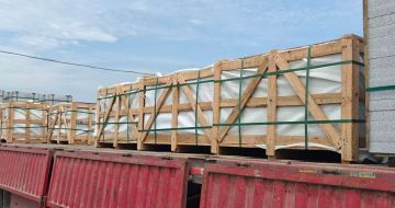 株洲 芝麻白花岗岩地铺石出口专车-泰国游