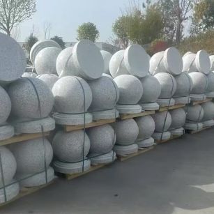 株洲 白麻花岗岩石材圆球，石球，挡车球，隔离球，景观石球，风水球等