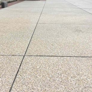 株洲 黄金麻花岗岩石板材荔枝面地面铺装效果