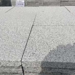 株洲 白麻花岗岩石材推荐 荔枝面地铺石