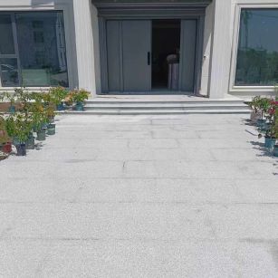 株洲 芝麻白花岗岩地铺石地面铺装