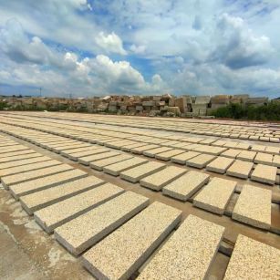 株洲 黄金麻花岗岩荔枝面地铺石防护中