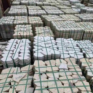 株洲 黄金麻白麻花岗岩荔枝面地铺石(冰裂纹)