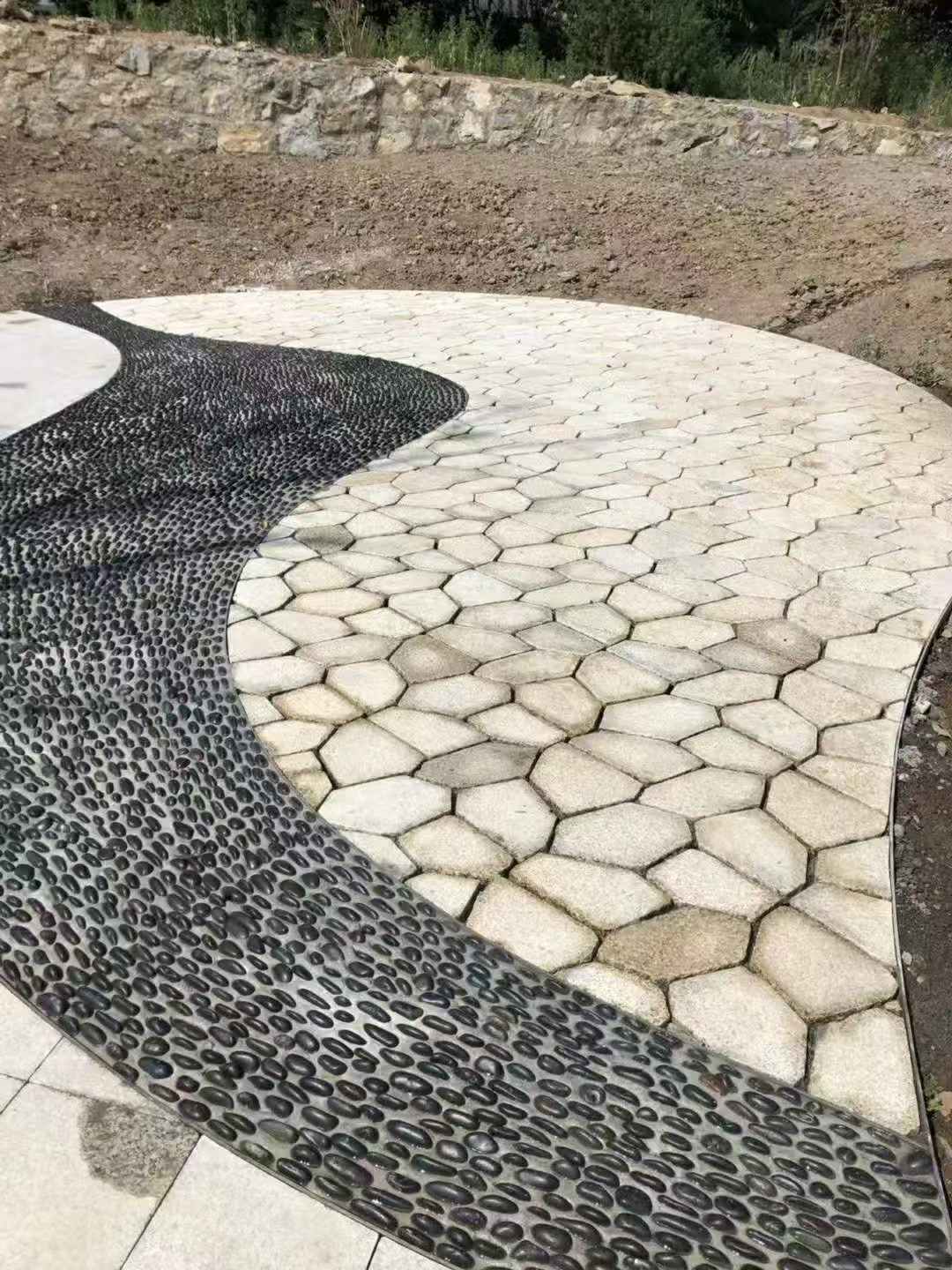 株洲 黄金麻冰裂纹地铺石工地铺装案例