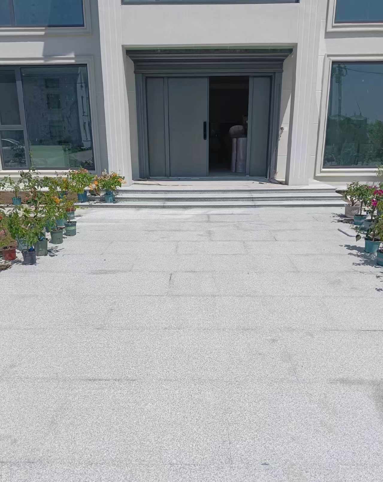 株洲 芝麻白花岗岩地铺石地面铺装