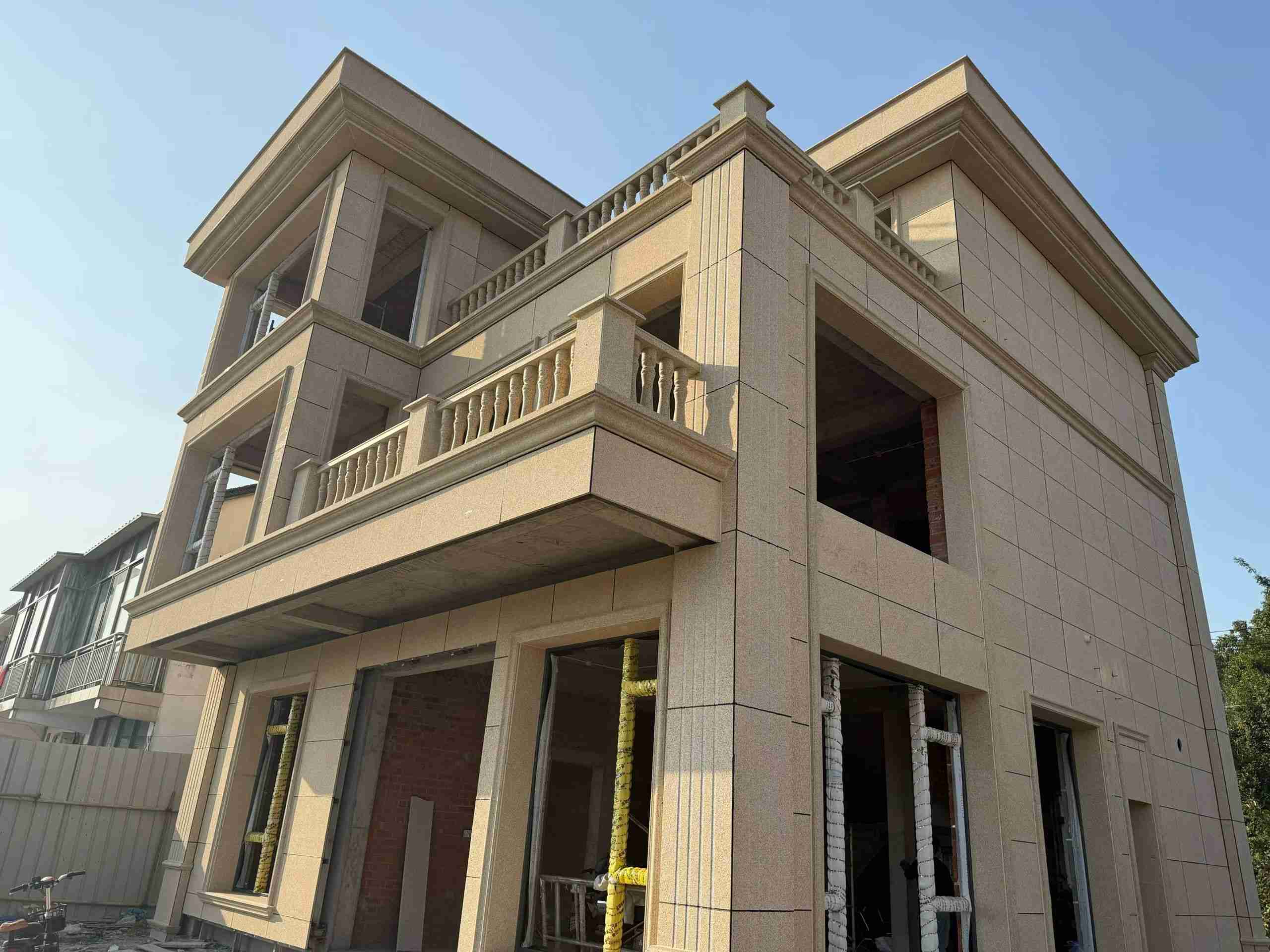 株洲 黄金麻花岗岩石材荔枝面外墙干挂效果展示