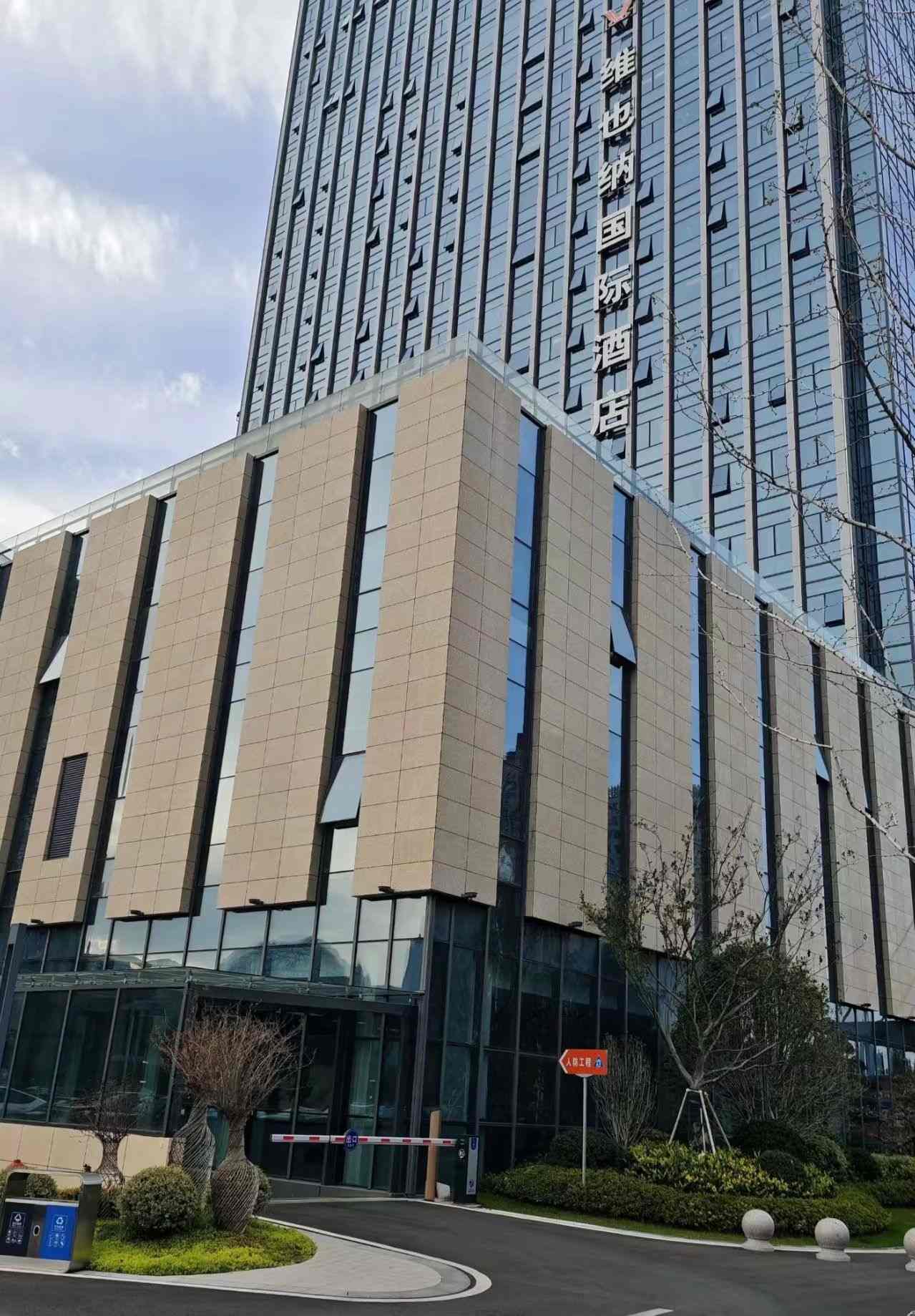 株洲 黄金麻花岗岩外墙干挂