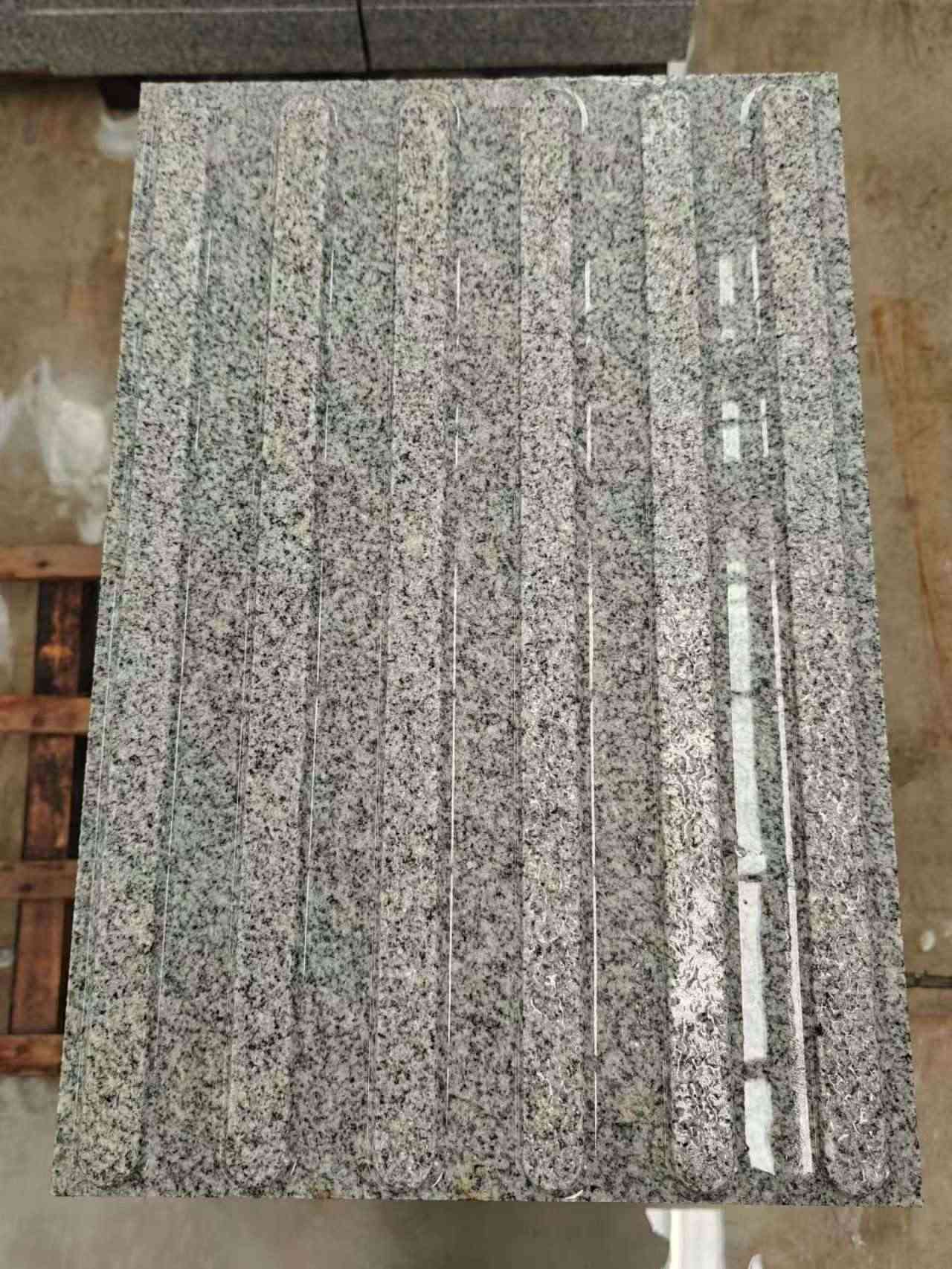 株洲 芝麻白花岗岩荔枝面雕刻盲道，盲条