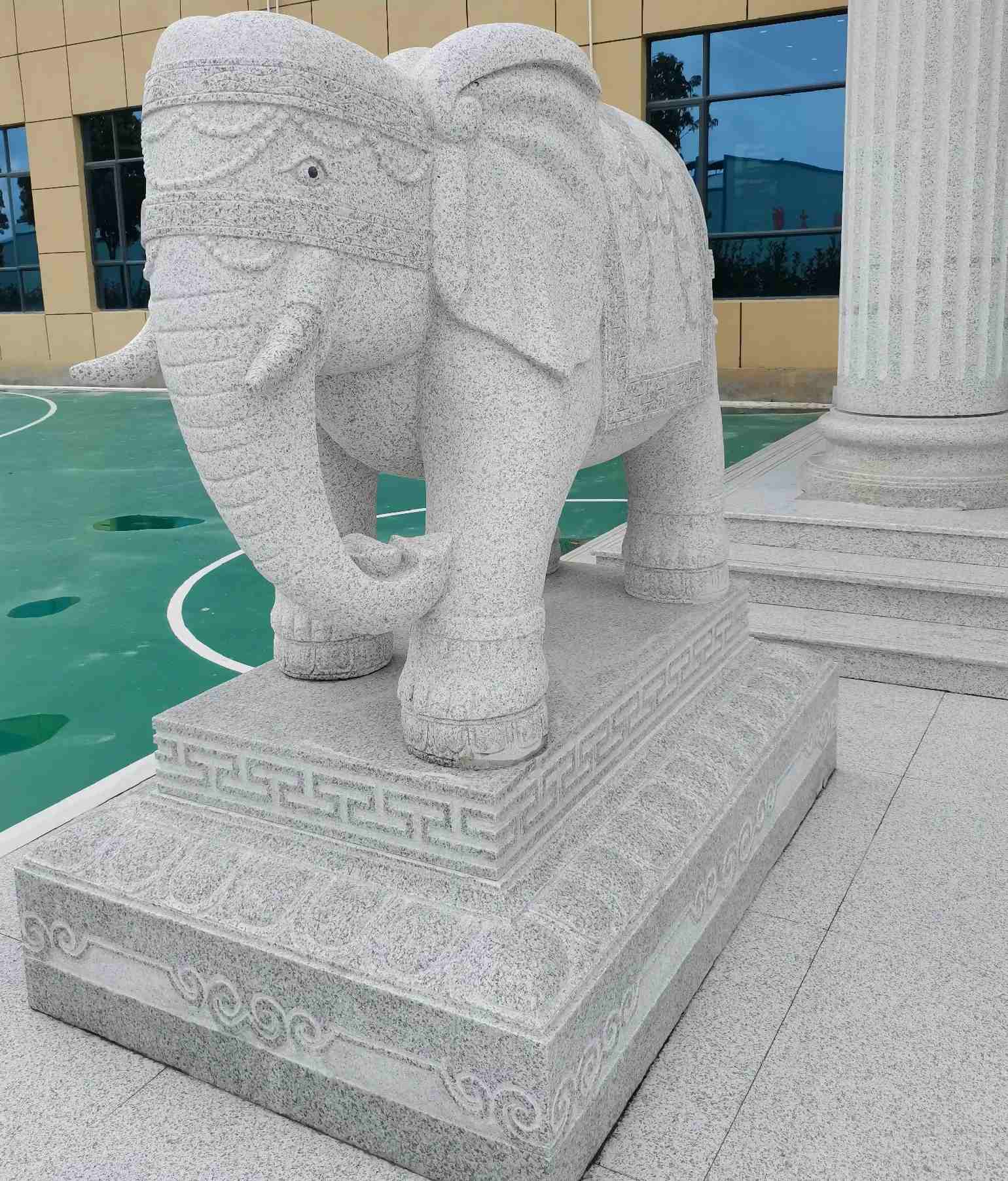 株洲 白麻花岗岩动物异形石雕-大象