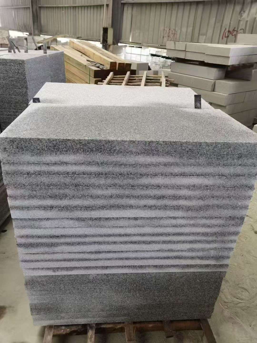 株洲 芝麻白5公分火烧地铺成品，900*400，规格可定制