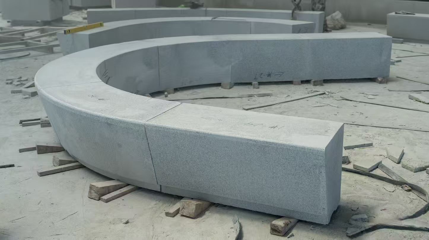 株洲 芝麻白花岗岩光面弧形坐凳
