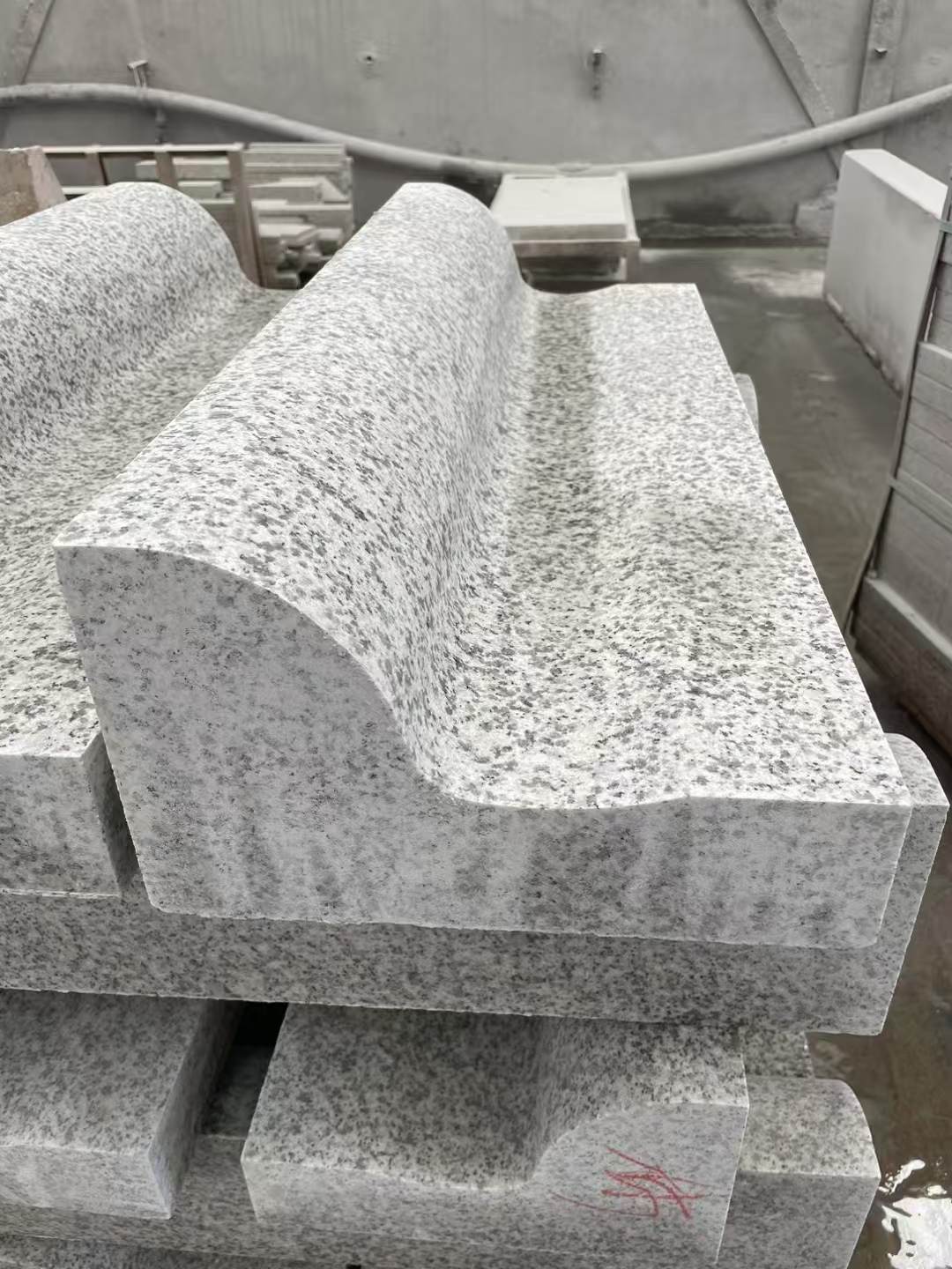 株洲 白麻花岗岩S型路沿石，路侧石，马路牙子等