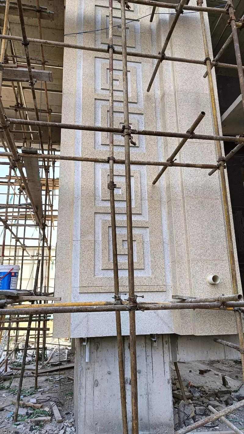 株洲 黄金麻花岗岩别墅外墙干挂回纹造型效果